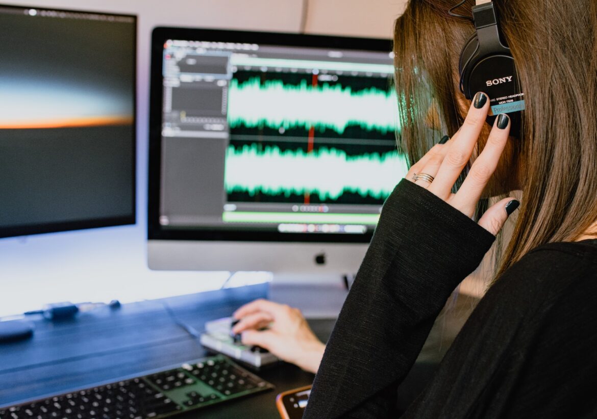 5 Ways to Master AI-Voice Narration for Video Production